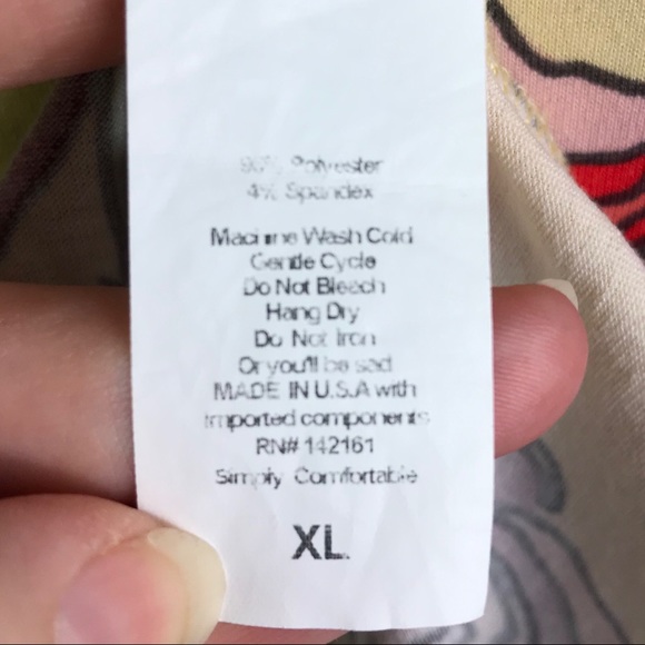 ✂️ Lularoe Debbie rose print - Picture 4 of 4